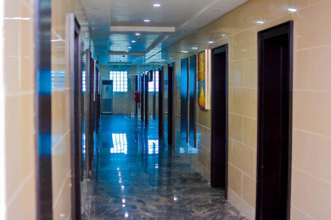 Wetland Hotel Ughelli Exterior photo